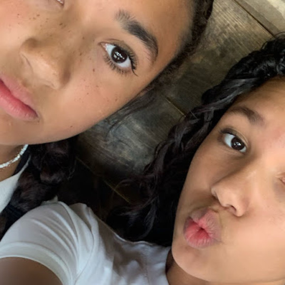 Meet your Posher, Kenna - Picture 1 of 1